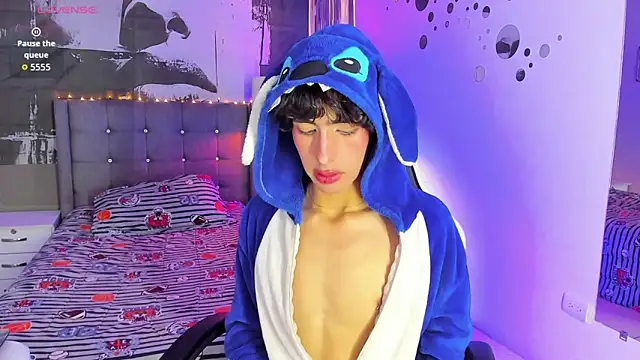 santy fox online show from 03.28.26