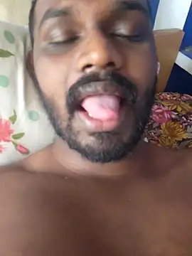 Snapshot of singletamilguy chatting on 03.27.26 singletamilguy online show from 03.27.26