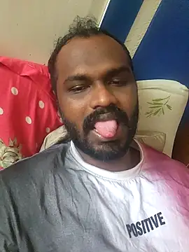 Snapshot of singletamilguy chatting on 04.10.26 singletamilguy online show from 04.10.26