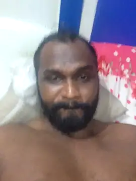 Snapshot of singletamilguy chatting on 04.15.26 singletamilguy online show from 04.15.26