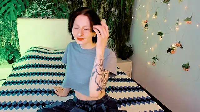 Snapshot of Kira__Cutie chatting on 07.05.26 Kira Cutie online show from 07.05.26