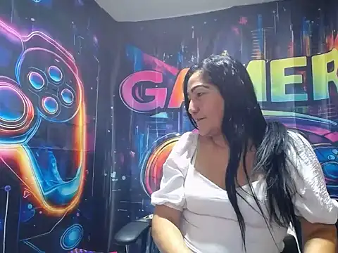 Snapshot of EmmieRae__ chatting on 03.22.26 EmmieRae online show from 03.22.26