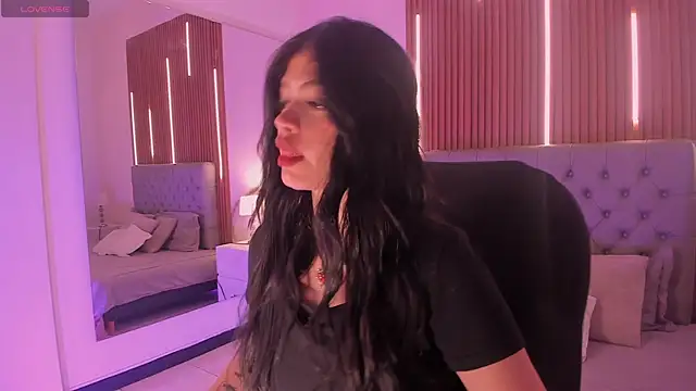 LiaSalvatore online show from 03.21.26