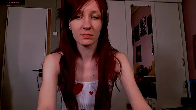 Snapshot of bzzz_bzzz chatting on 03.29.26 bzzz bzzz online show from 03.29.26
