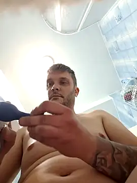 Snapshot of Alge882 chatting on 04.03.26 Alge882 online show from 04.03.26