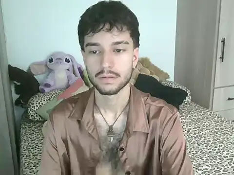 Snapshot of Adrien_polo chatting on 04.17.26 Adrien polo online show from 04.17.26