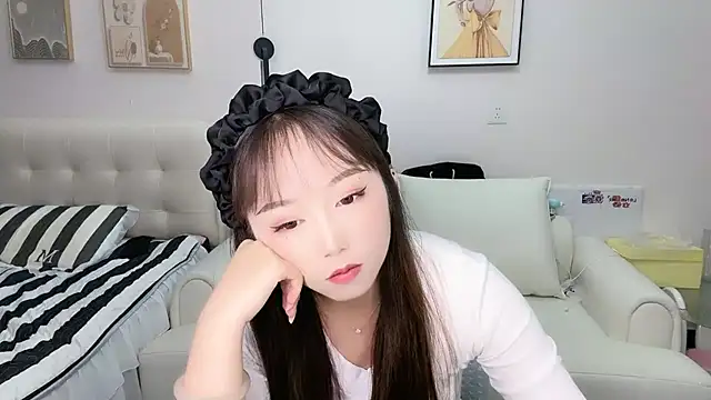 Snapshot of shuangshuang3 chatting on 07.06.26 shuangshuang3 online show from 07.06.26