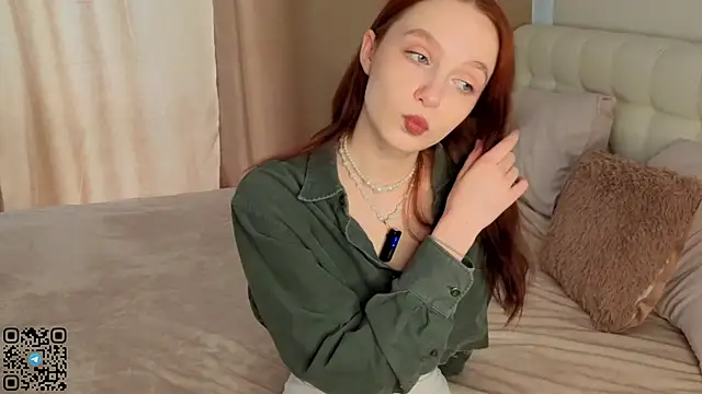 JoselynNeave online show from 05.11.26