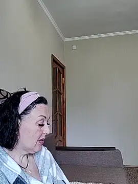 Snapshot of HelgaDennis chatting on 05.09.26 HelgaDennis online show from 05.09.26