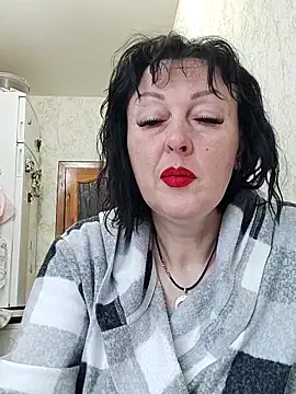 Snapshot of HelgaDennis chatting on 05.15.26 HelgaDennis online show from 05.15.26
