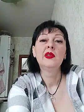 Snapshot of HelgaDennis chatting on 05.18.26 HelgaDennis online show from 05.18.26