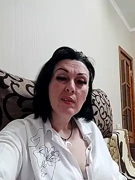 Snapshot of HelgaDennis chatting on 05.24.26 HelgaDennis online show from 05.24.26