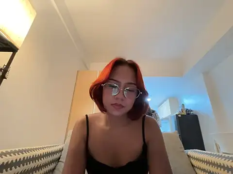Snapshot of misscutee chatting on 06.11.26 misscutee online show from 06.11.26