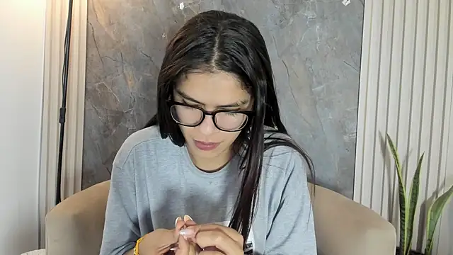 alina sauvage online show from 07.04.26