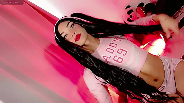 Snapshot of khloe_Gils chatting on 03.29.26 khloe Gils online show from 03.29.26