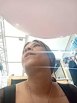 alanna6950 online show from 05.22.26