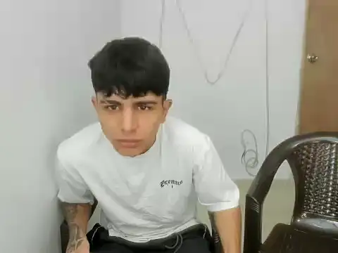 Snapshot of _latinhot_420_ chatting on 04.04.26 latinhot 420 online show from 04.04.26