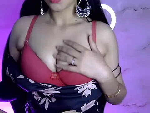 Anaya singh online show from 04.17.26