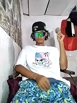 spittermasterpig1 online show from 03.20.26