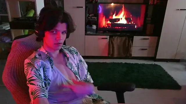 Lucius Mo online show from 04.05.26