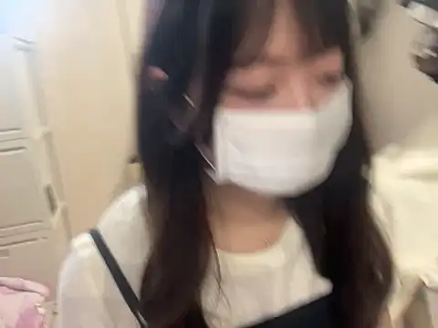 y-u-r-a-33 online show from 06.01.26