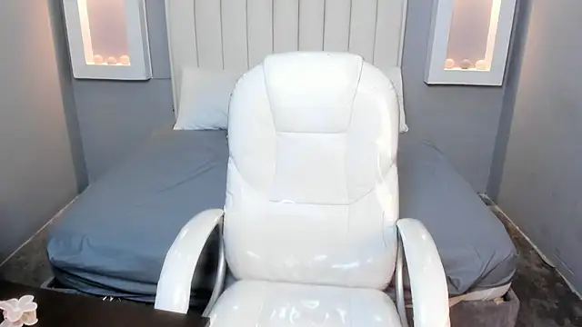 KeilyBennett online show from 03.21.26