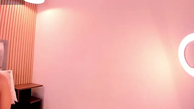 Sulay Kim online show from 04.02.26