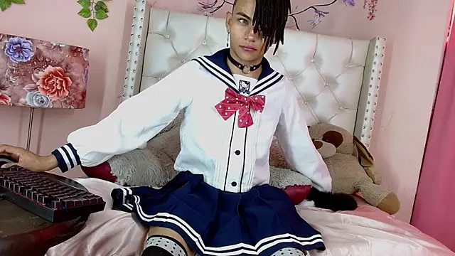 Snapshot of romeo_laurient chatting on 04.13.26 romeo laurient online show from 04.13.26