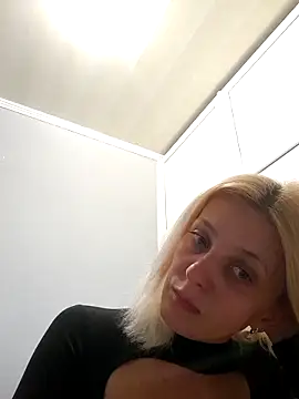MiaLove183 online show from 05.21.26