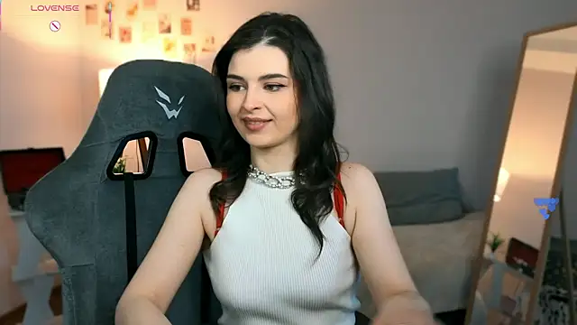 Snapshot of rebbekkakowalski chatting on 04.13.26 rebbekkakowalski online show from 04.13.26