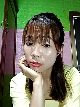 Snapshot of AmyLinee01 chatting on 04.02.26 AmyLinee01 online show from 04.02.26