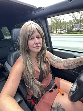 lillysworld online show from 03.31.26