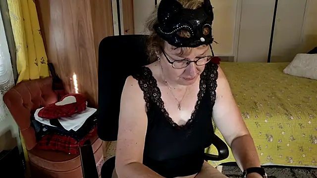 Chrismaturefrench online show from 07.05.26