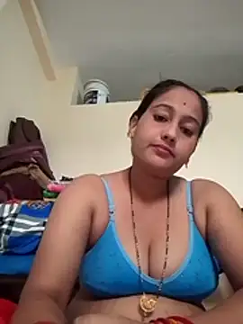 Snapshot of Sexi_roovi chatting on 07.18.26 Sexi roovi online show from 07.18.26