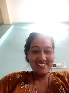Snapshot of Sexi_roovi chatting on 08.04.26 Sexi roovi online show from 08.04.26