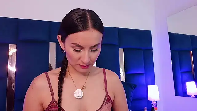 velvetlunaa  online show from 06.11.26