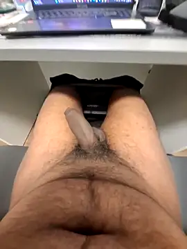 Snapshot of Dickieeeee_69 chatting on 04.06.26 Dickieeeee 69 online show from 04.06.26