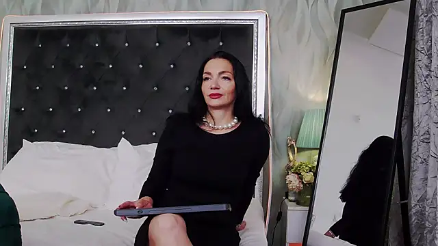 GraceMontclaire online show from 05.22.26
