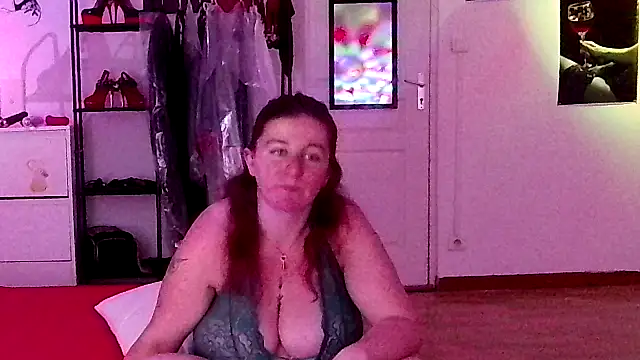 Snapshot of C0chonne59_ chatting on 03.24.26 C0chonne59 online show from 03.24.26