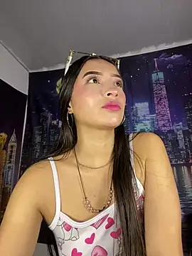 Snapshot of Itze_Mua chatting on 03.26.26 Itze Mua online show from 03.26.26
