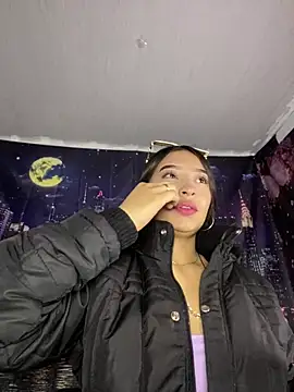 Snapshot of Itze_Mua chatting on 03.27.26 Itze Mua online show from 03.27.26