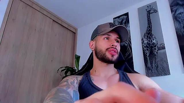 Snapshot of Santos_ramirez1 chatting on 07.17.26 Santos ramirez1 online show from 07.17.26