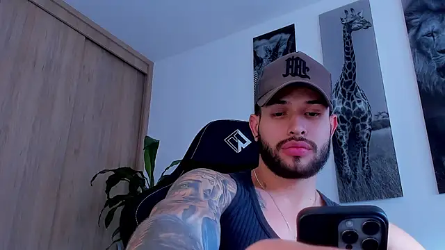 Snapshot of Santos_ramirez1 chatting on 07.20.26 Santos ramirez1 online show from 07.20.26