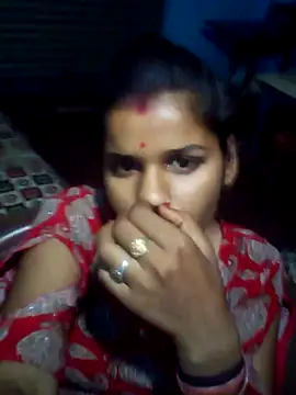 Raveena0990 online show from 05.20.26