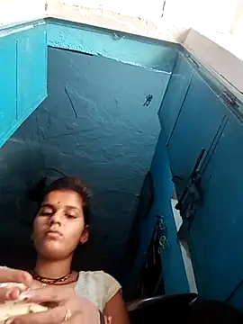 Raveena0990 online show from 05.29.26