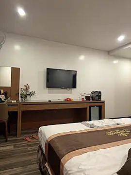 ocoq12 online show from 03.23.26