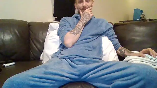 Snapshot of feetlovrr94 chatting on 04.09.26 feetlovrr94 online show from 04.09.26