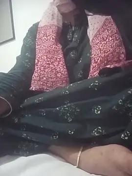 Curvy Divaa online show from 04.07.26