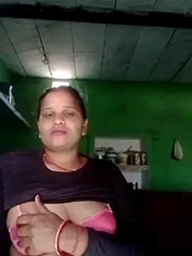 Snapshot of Shivani09900 chatting on 06.27.26 Shivani09900 online show from 06.27.26