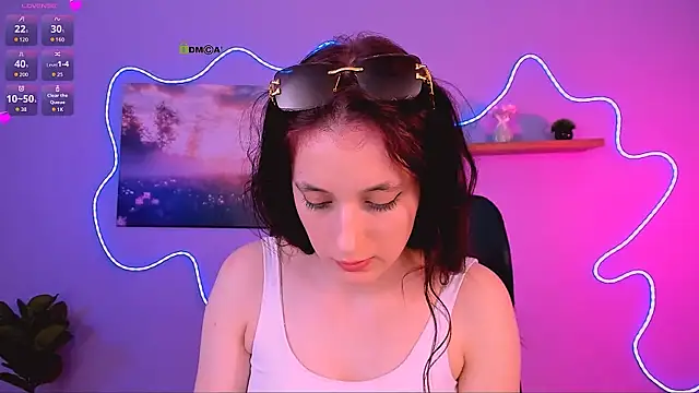 Snapshot of nami_glow chatting on 05.21.26 nami glow online show from 05.21.26